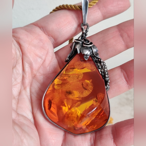 Stunning Genuine Baltic Amber Pendant Art Nouveau style Sterling Silver 925 - Picture 14 of 16
